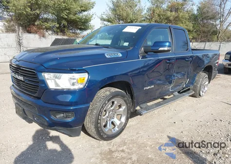 2021 Ram 1500 Big Horn 4X4 6'4 Box z USA, uszkodzony, nr VIN 1C6RRFBG7MN698357